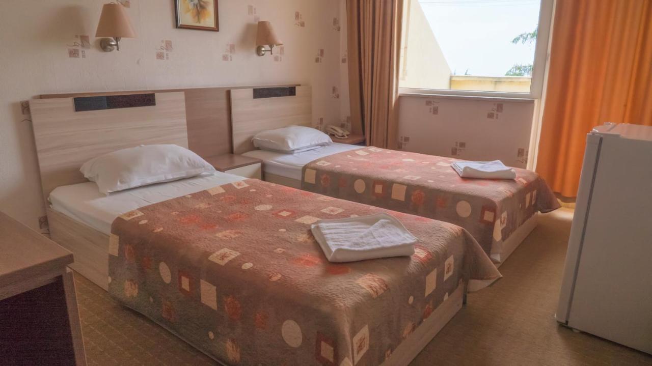Park Hotel Persey Varna Exterior foto
