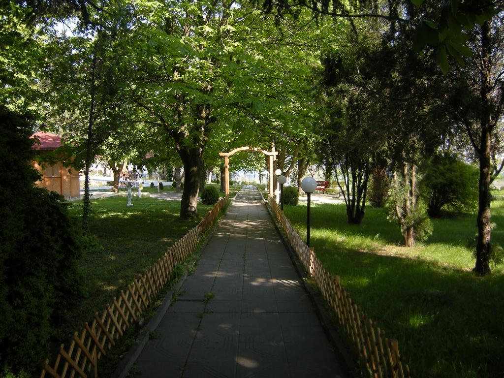 Park Hotel Persey Varna Exterior foto