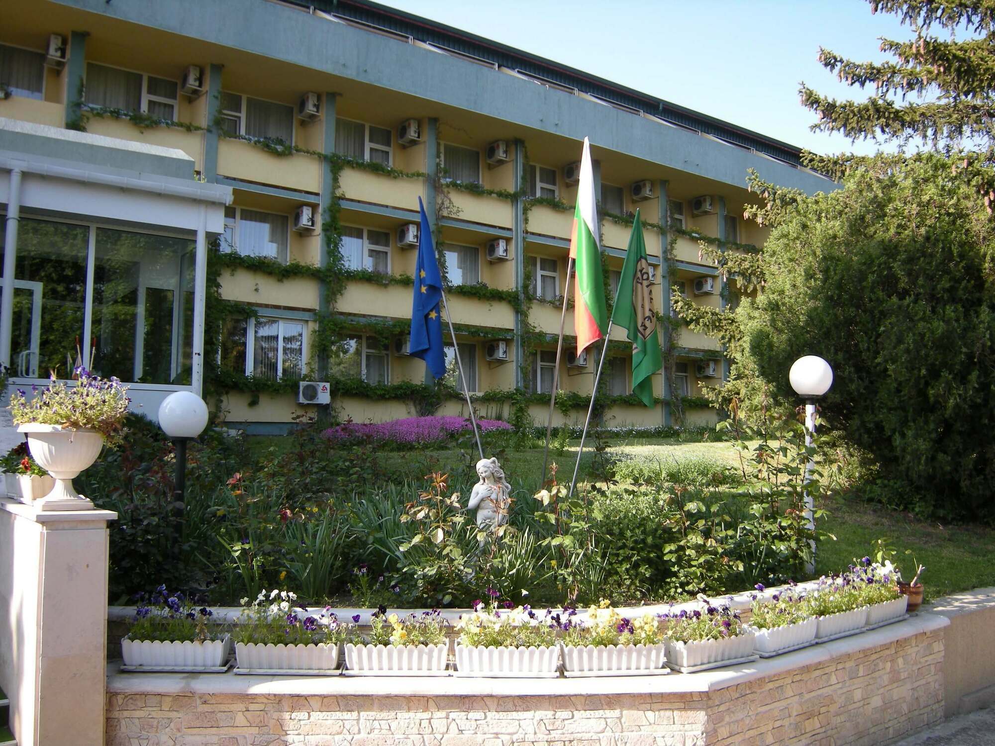 Park Hotel Persey Varna Exterior foto